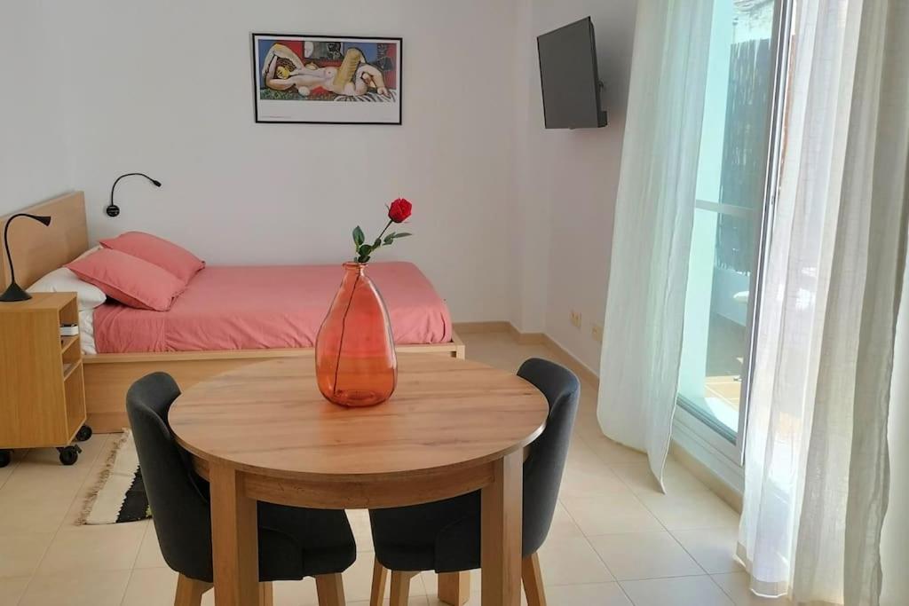 Апартаменты Estudio 52 Malaga Centrico Parking Gratuito Экстерьер фото